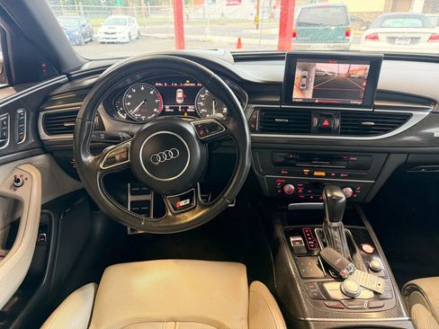 Used 2017 Audi S6 Prestige image 13