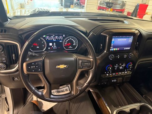 Used 2020 Chevrolet Silverado 3500 High Country w/ Gooseneck/5TH Wheel Package AWD/4WD image 68