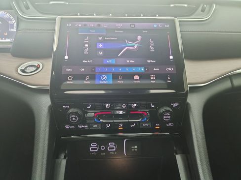 New 2025 Jeep Grand Cherokee L Summit w/ Obsidian Package image 27