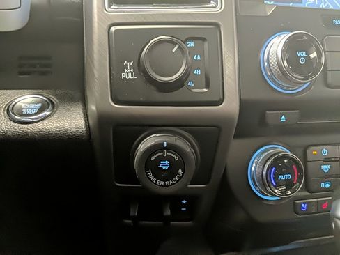 Used 2018 Ford F150 Limited w/ Trailer Tow Package image 23