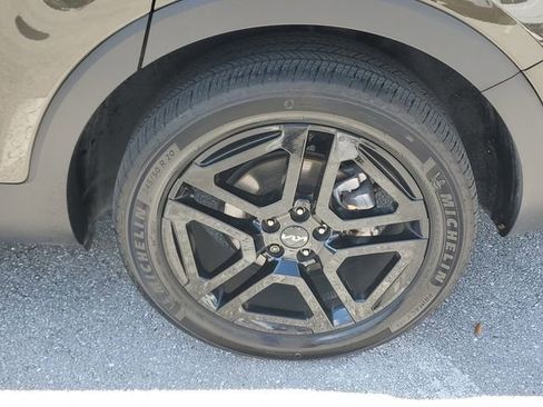 Used 2024 Kia Telluride EX X-Line image 5