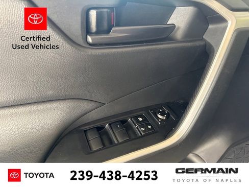 Used 2023 Toyota RAV4 LE FWD image 15