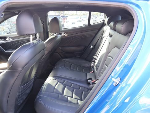 Used 2023 Kia Stinger GT2 image 38