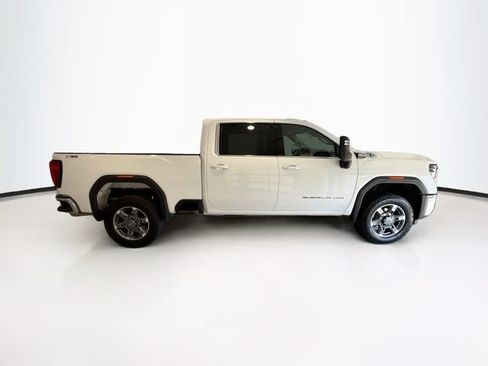 Used 2025 GMC Sierra 2500 SLE w/ SLE Value Package; AWD/4WD image 8