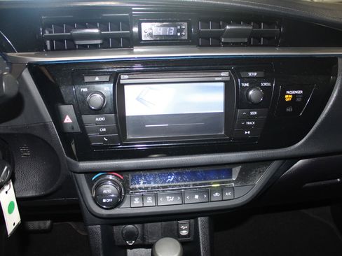 Used 2014 Toyota Corolla S image 14