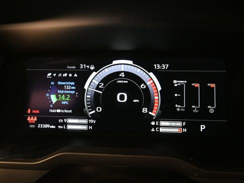 Used 2024 Toyota Tundra Platinum image 13