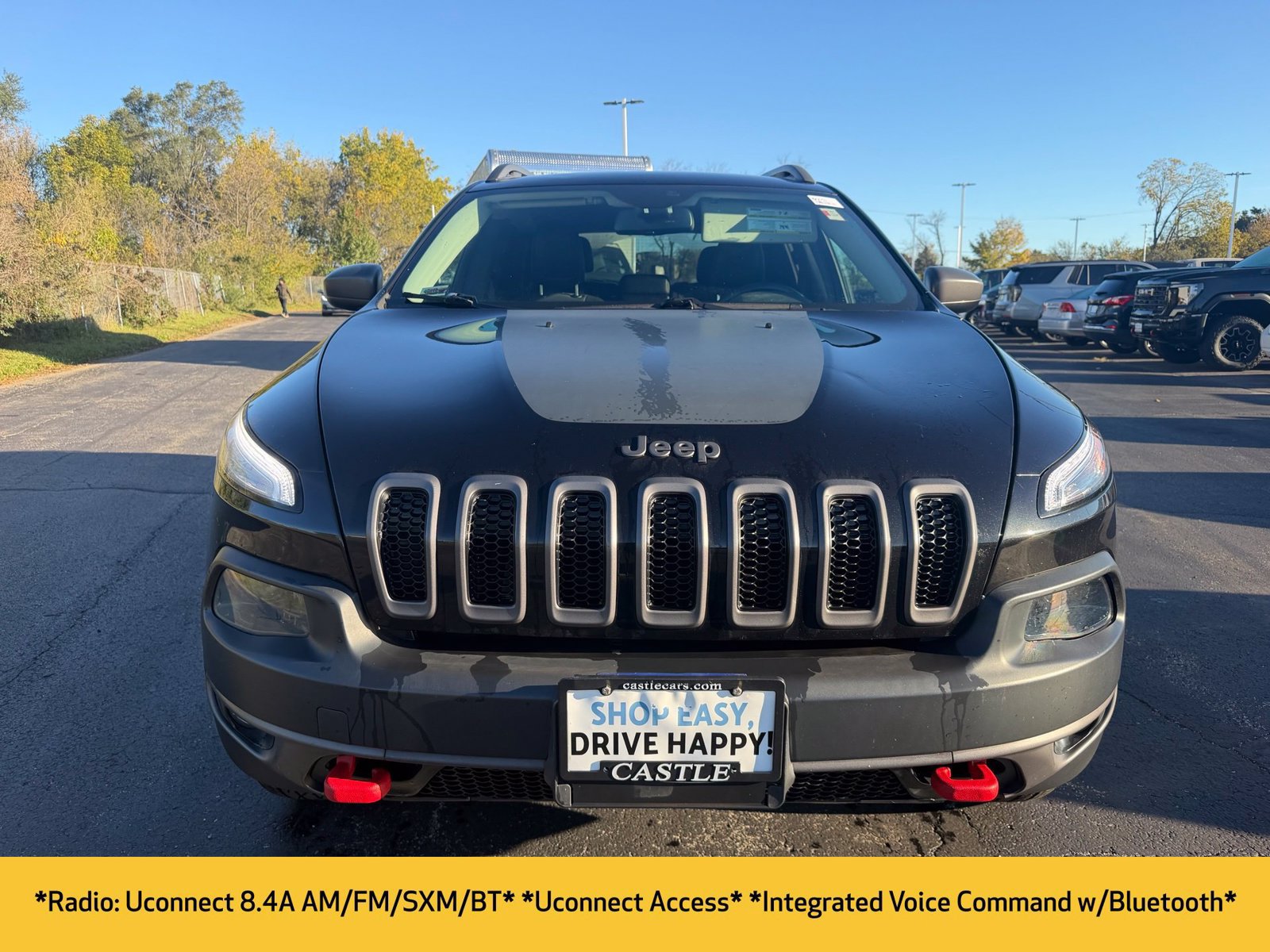 Used 2015 Jeep Cherokee Trailhawk AWD/4WD image 2