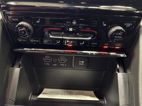 New 2025 Jeep Grand Cherokee L Limited w/ Black Appearance Package image 27