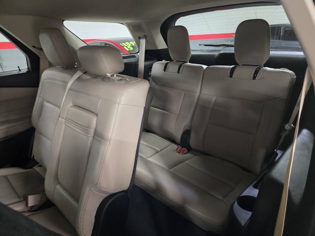 Used 2021 Ford Explorer Limited w/ Equipment Group 301A RWD image 21