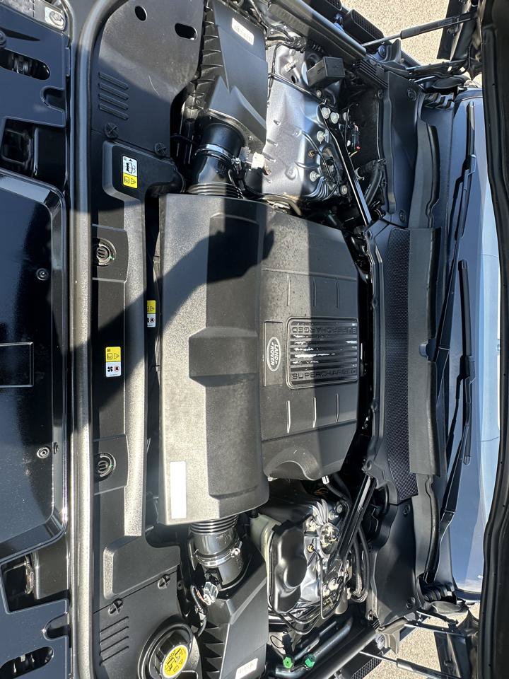 Used 2019 Land Rover Range Rover Sport Supercharged AWD/4WD image 32
