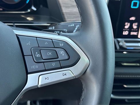 Certified 2025 Volkswagen Atlas SEL Premium R-Line image 21