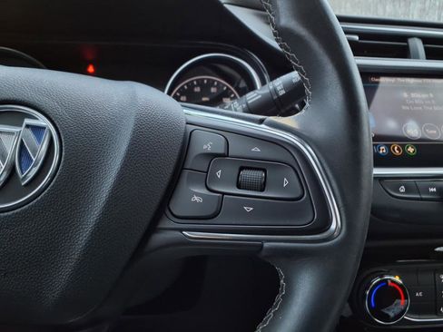 Used 2022 Buick Encore GX Preferred image 16