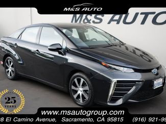 Used 2017 Toyota Mirai image 1