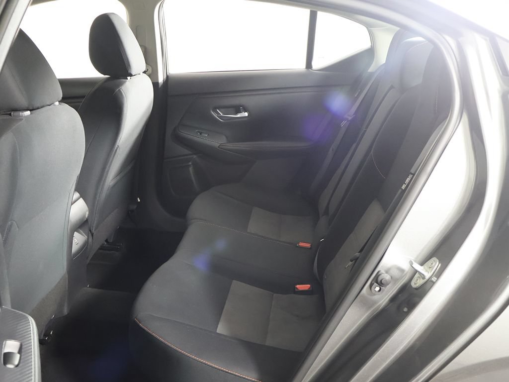 Used 2023 Nissan Sentra SR FWD image 26