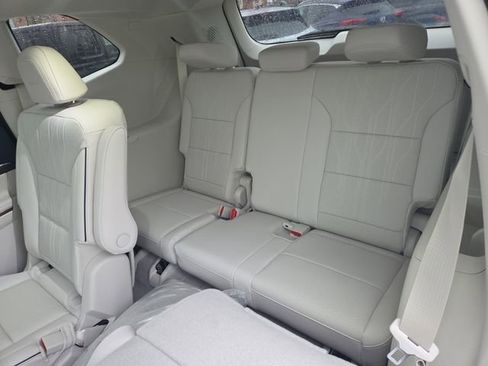 New 2026 Buick Enclave Avenir w/ Super Cruise Package image 28