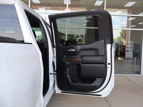 Used 2022 Chevrolet Silverado 1500 RST w/ Redline Edition AWD/4WD image 42