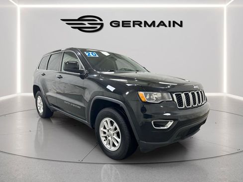 Used 2020 Jeep Grand Cherokee Laredo image 1