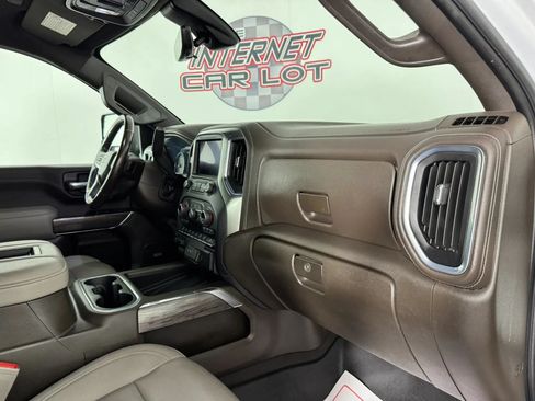 Used 2022 Chevrolet Silverado 2500 LTZ w/ LTZ Plus Package AWD/4WD image 12