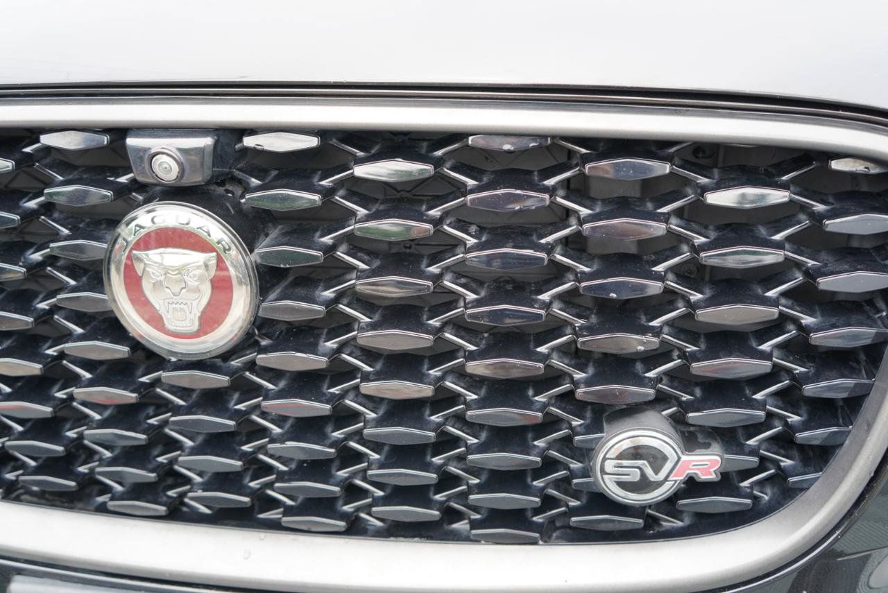 Used 2021 Jaguar F-PACE SVR AWD/4WD image 15
