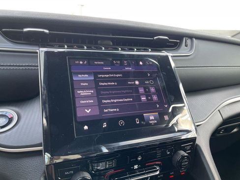 New 2025 Jeep Grand Cherokee Altitude image 14