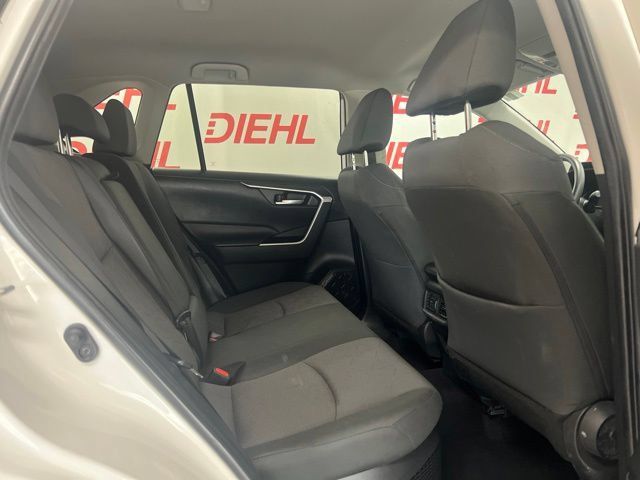 Used 2024 Toyota RAV4 XLE AWD/4WD image 10
