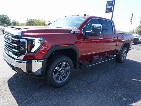 New 2025 GMC Sierra 2500 SLT w/ SLT Premium Package image 3