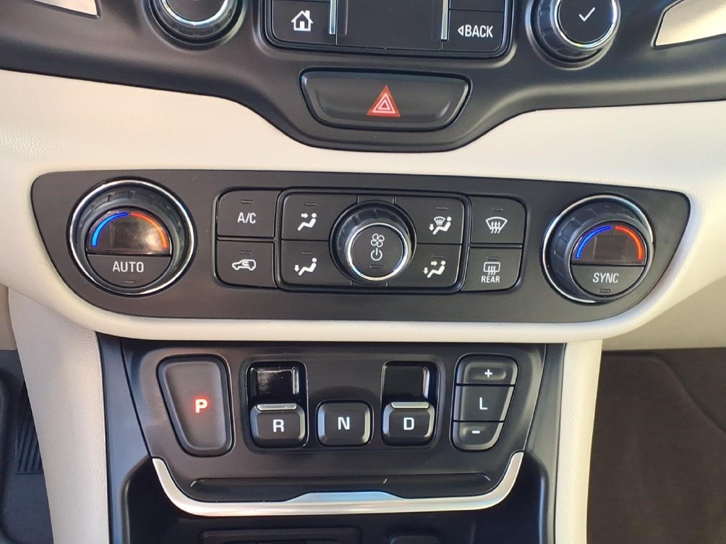 Used 2019 GMC Terrain Denali w/ Advanced Safety Package FWD image 26