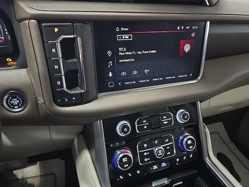 Used 2023 GMC Yukon XL Denali image 26