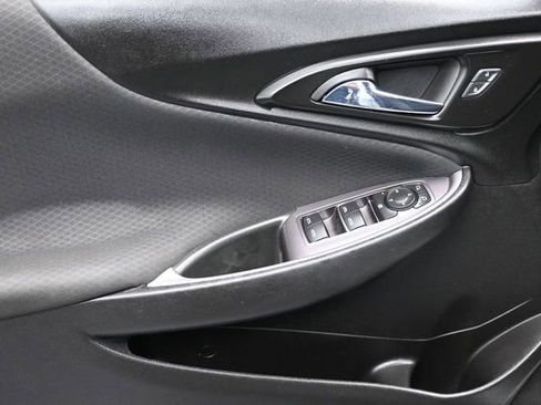 Used 2022 Chevrolet Malibu LT FWD image 7