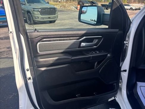 Used 2022 RAM 1500 Big Horn image 10