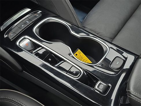 Certified 2023 Buick Envision Essence image 17