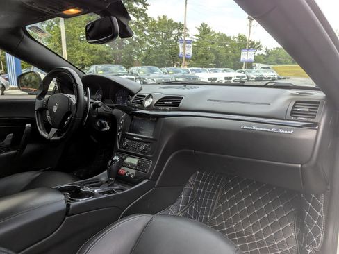Used 2014 Maserati GranTurismo MC image 40