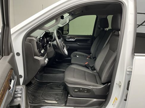 Certified 2025 GMC Sierra 2500 SLE w/ SLE Value Package; AWD/4WD image 13