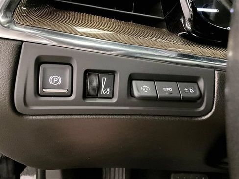 Used 2019 Cadillac XT5 Platinum AWD/4WD image 39