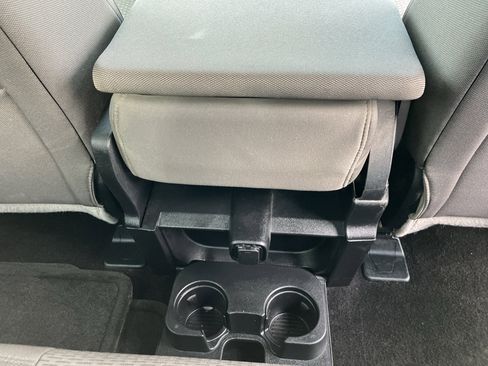 Used 2017 Ford F150 XLT w/ Equipment Group 302A Luxury AWD/4WD image 34