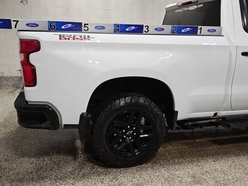 Used 2023 Chevrolet Silverado 1500 LT Trail Boss w/ Protection Package image 33