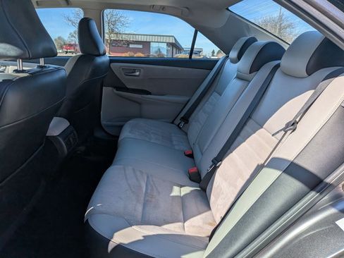 Used 2017 Toyota Camry XSE w/ Moonroof Package image 23