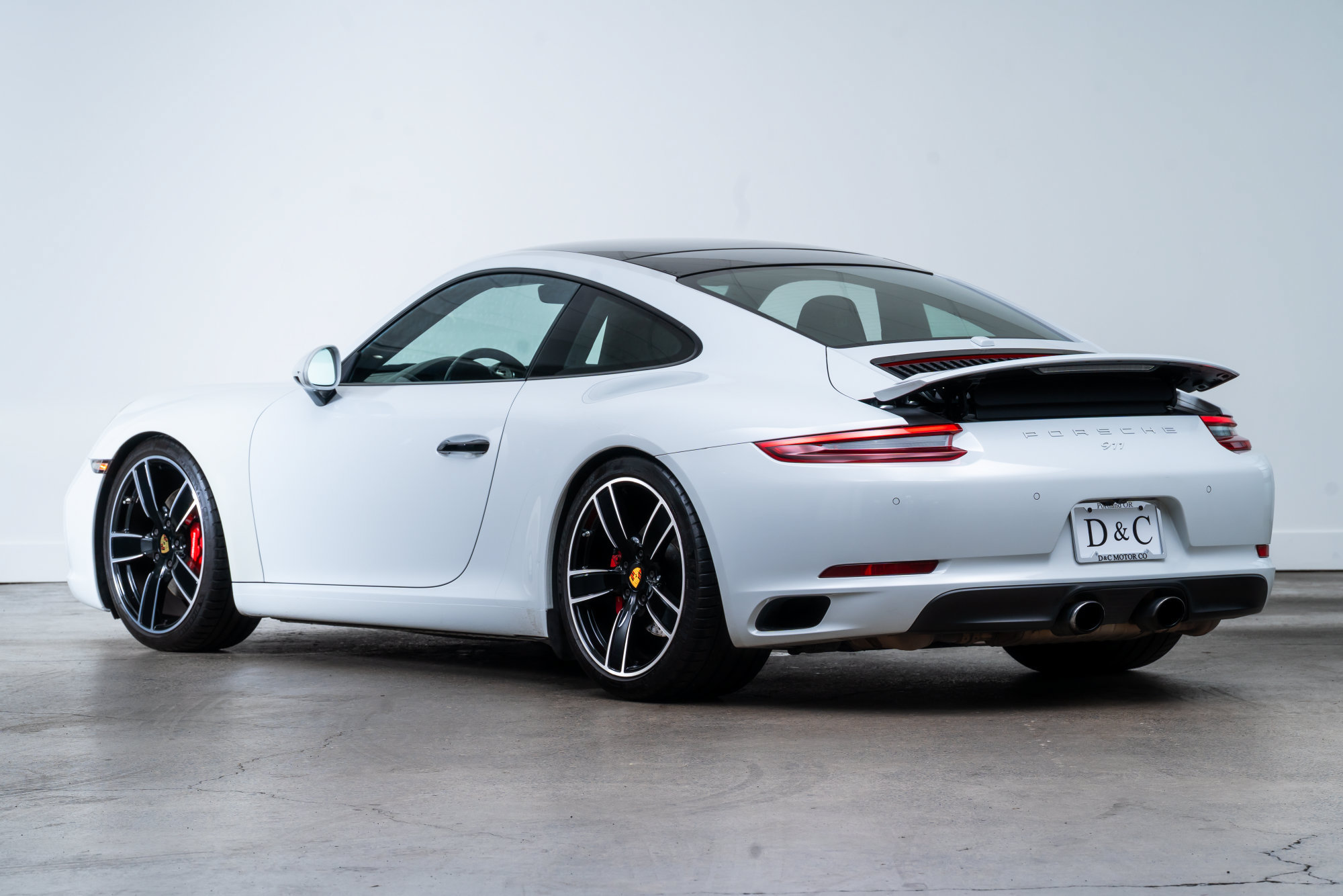 Used 2017 Porsche 911 Carrera S RWD image 5