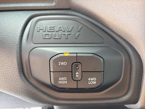 New 2026 RAM 3500 Big Horn AWD/4WD image 22