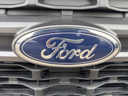 Certified 2022 Ford Maverick XLT w/ Equipment Group 300A Standard image 13