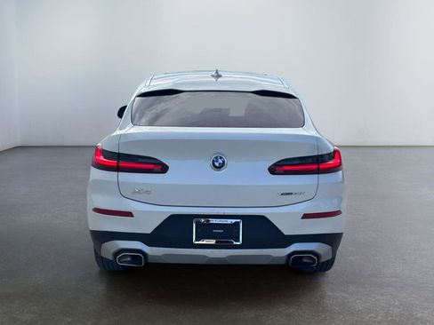 Used 2022 BMW X4 xDrive30i w/ Convenience Package image 4