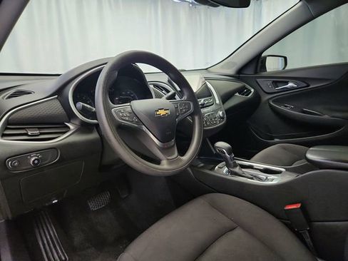 Used 2023 Chevrolet Malibu LT w/ Driver Confidence Package image 9