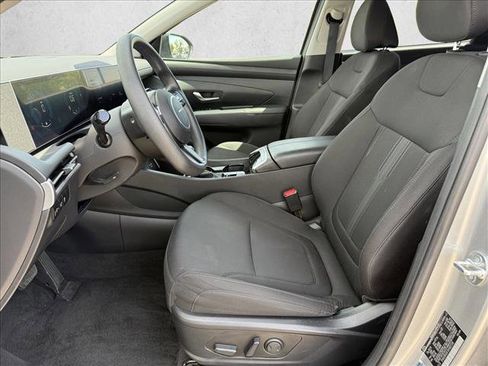 Used 2025 Hyundai Tucson SEL FWD image 10