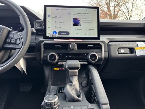 New 2025 Toyota 4Runner Limited image 11