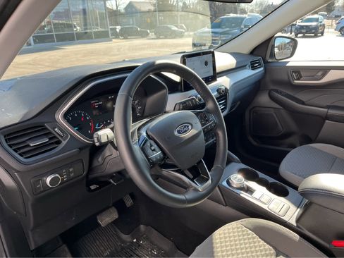 Used 2022 Ford Escape SE w/ Convenience Package image 16