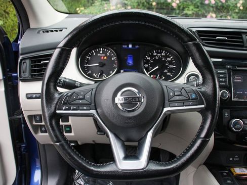 Used 2020 Nissan Rogue Sport SL w/ Premium Package image 20