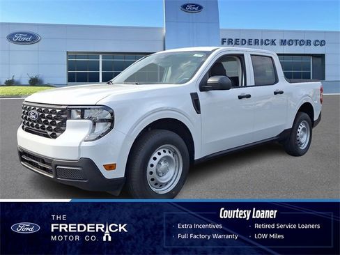 New 2025 Ford Maverick XL image 1