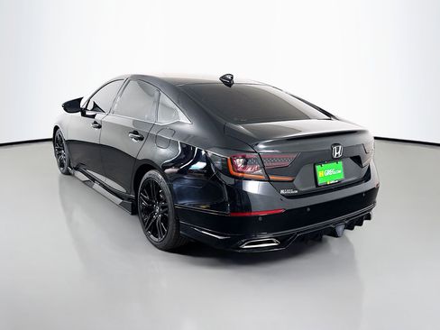 Used 2021 Honda Accord Touring image 7
