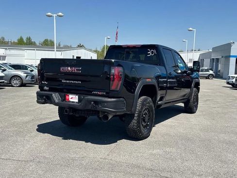 New 2026 GMC Sierra 2500 AT4X w/ AT4X AEV Edition AWD/4WD image 4