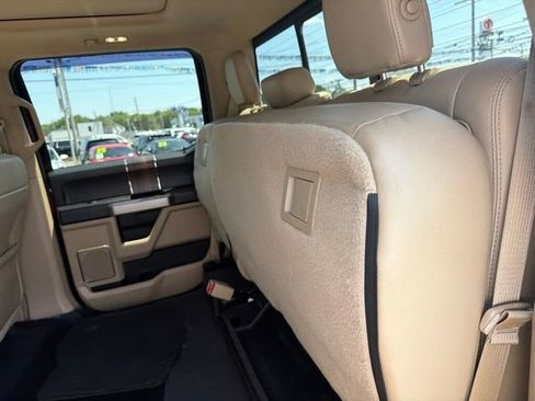 Used 2016 Ford F150 Lariat w/ Equipment Group 502A Luxury AWD/4WD image 17